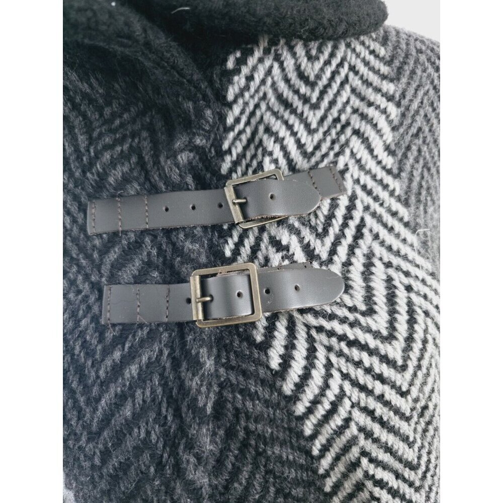 John Branigan Weavers Ireland Wool Herringbone Shawl Poncho Cape Capelet OS S - Picture 7 of 8